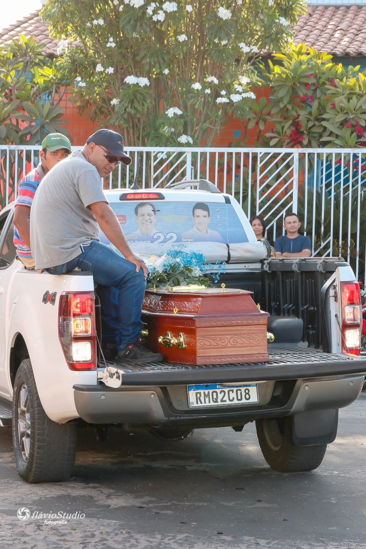 Registros  Fotográficos  da solenidade fúnebre ao  ex- vereador e ex-presidente , Sr. Edvan Alves Barbosa aos 14 de setembro de 2024 na Câmara Municipal de Mata Roma - MA