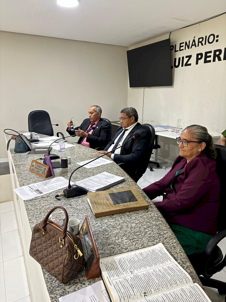 Camara Municipal aprovou nas Sessões Ordinárias de sexta feira, 01 de novembro de 2024 os projetos de leis, LDO, LOA e subsídios, em sessões distintas.